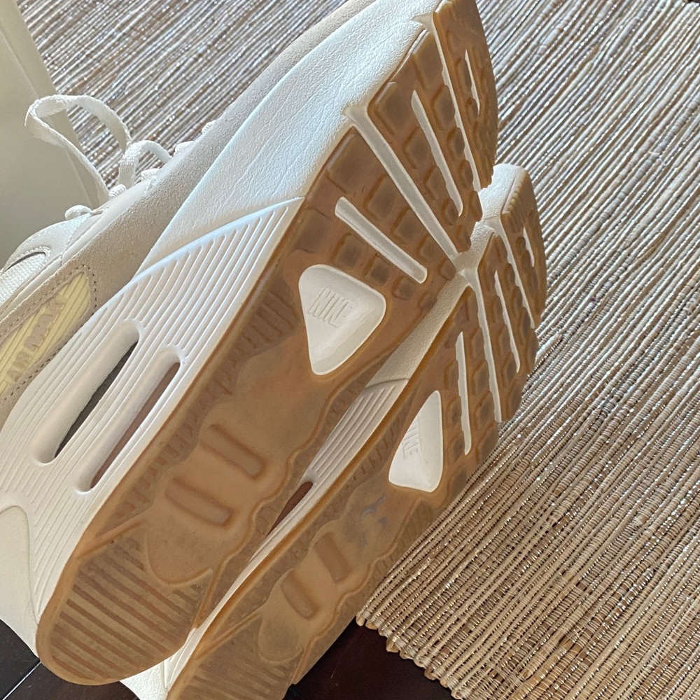 Nike Air Max Platform LIKE NEW Sneakers Athletic Street Style Bloggers 8.5 - Picture 16 of 16
